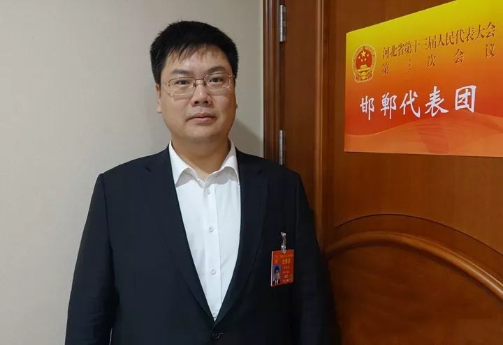 省人大代表、叢臺(tái)酒業(yè)總經(jīng)理李鵬亮：發(fā)展壯大河北品牌需“內(nèi)外皆修”
